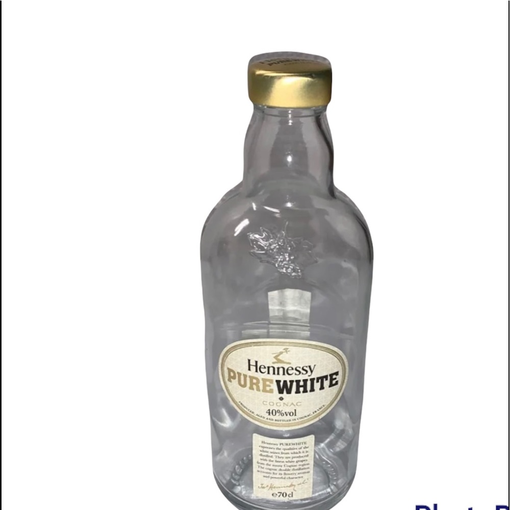 COPY - COPY - Pure white